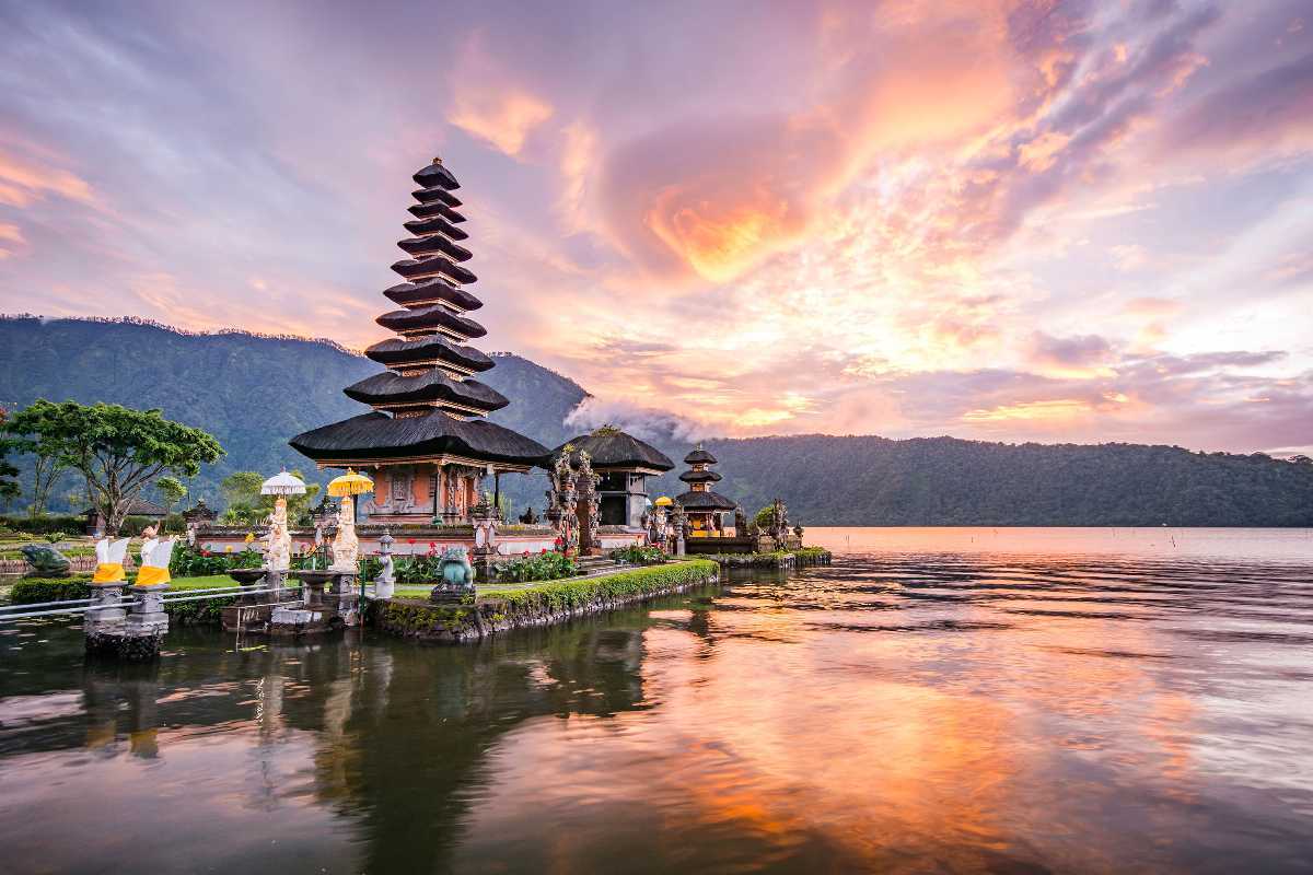 Bali with Singapore